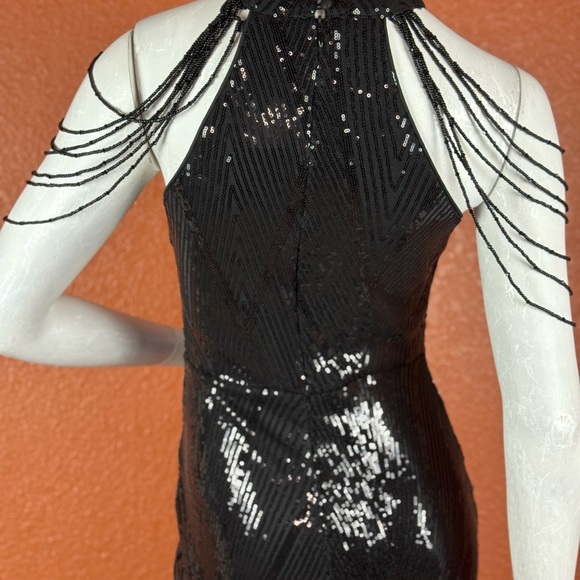 MISS ORD Cold Shoulder Beads Chain Cocktail Dress Size Small.  D46 - Picture 5 of 17